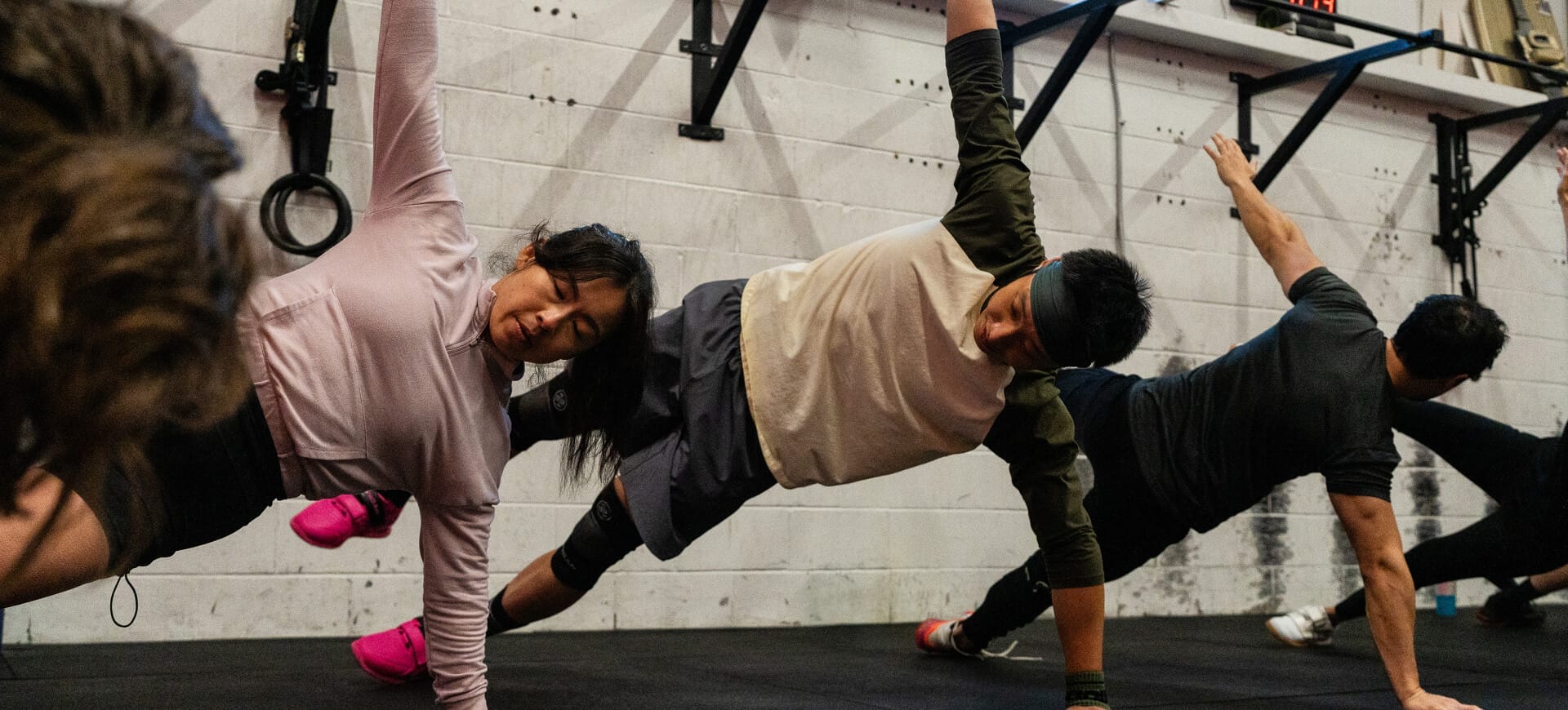CrossFit UV group training members